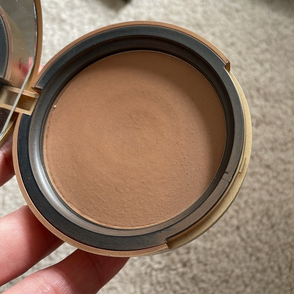 Too faces bronzer - Picture 2 of 3